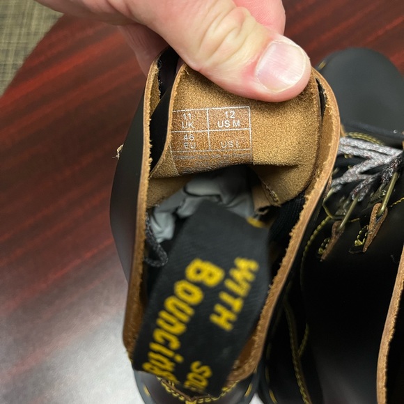 NWT. Doc Martens. Men size 12 boots. Authentic. - Picture 5 of 6